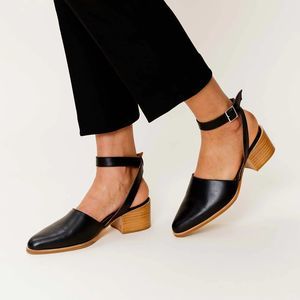 Portland Leather Patina Women's Ankle Wrap Brown and Black Heeled Shoes Size 7